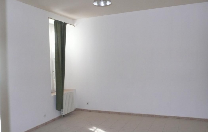 Annonces AUCH : Appartement | NIMES (30900) | 41 m2 | 340 € 